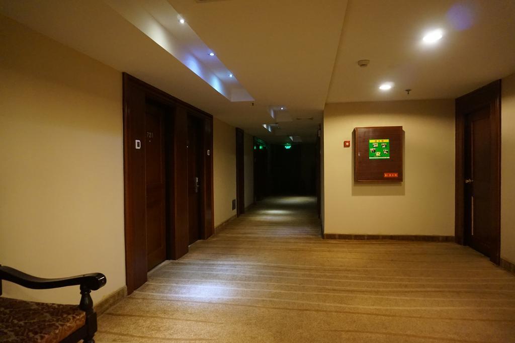 Bremen Holiday Hotel Harbin Exterior foto